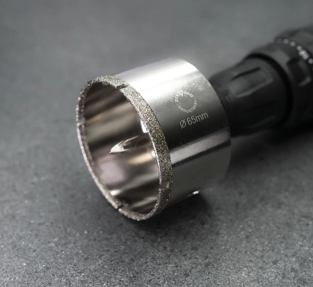 Алмазная коронка по керамограниту, плитке, кафелю 65 мм с центром Diamond Industrial